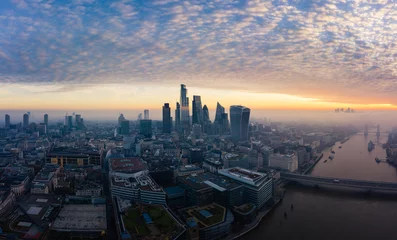 Selbstklebende Fototapeten This panoramic photo of the City Square Mile financial district of London shows many iconic skyscrapers including the newly completed 22 Bishopsgate tower © NEWTRAVELDREAMS