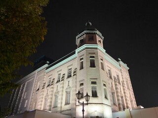 Fototapeta na wymiar Building of Saitama Resona Bank in Kawagoe City, Saitama Prefecture, japan.