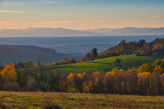 Blick vom Langenhard oberhalb von Lahr in die Rheinebene und Vogesen