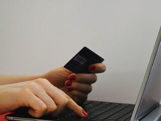 online shopping with a credit card