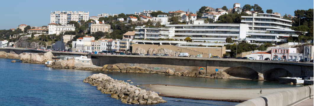 Marseille : Corniche Kennedy et le Roucas Blanc