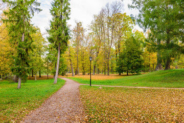 Fototapeta na wymiar Sightseeing of Saint Petersburg. Picturesque Park in autumn in Gatchina town, a suburb of Saint Petersburg, Russia