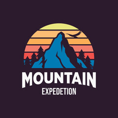 Fototapeta na wymiar Mountain Logo Design