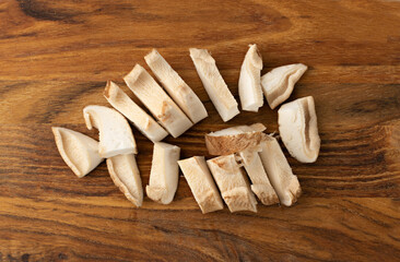 Fresh Shiitake Mushrooms, Raw Shitake, Healthy Organic Asian Fungi