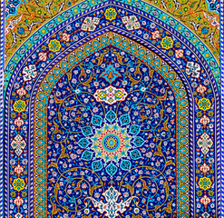 Beautiful rich floral decoration in Ancient Fatima Masumeh (Al-Masumah) Shrine and Masjid Azam...