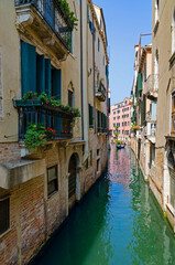 Fototapeta na wymiar view of Venice and the canal
