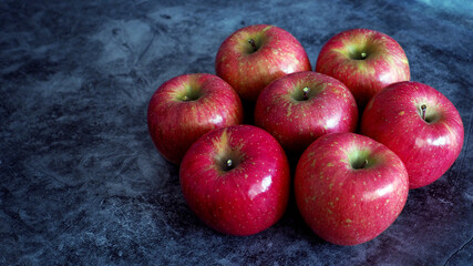 Many apples
