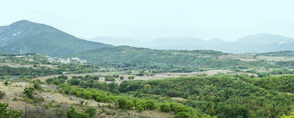 Fototapeta na wymiar green Aterno valley near Molina, Abruzzo, Italy