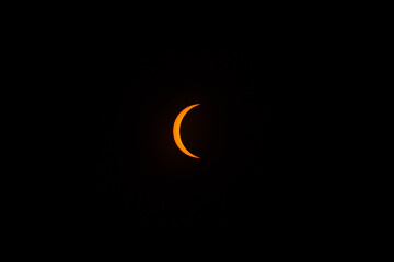 Full solar eclipse nearing totality