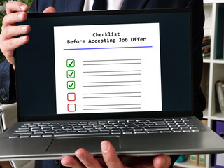  Financial concept about Checklist Before Accepting Job Offer with inscription on the page.