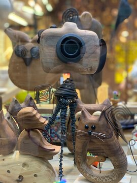 camera statue made of wood home decor accessories 