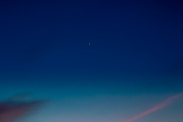 Panorama view of panoramic city views, overlooking a wide range of high-rise buildings, blurred breezes, residential distribution (condominiums, offices, expressways)