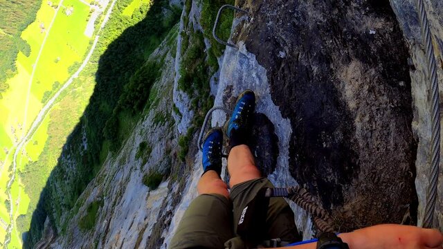 Another part of the via ferrata M&uuml;rren - grimmelwald. Its at an altitude of 800m above the valley of lauterbrunnen in Switzerland. You see through the eyes of the climber.