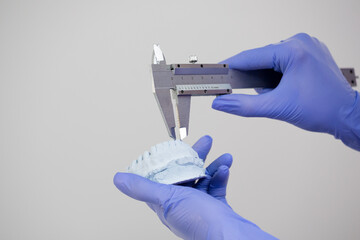 instrument for the dentist, for the treatment and inspection of teeth and braces