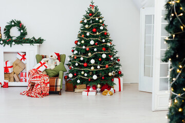 New Year's Eve Christmas Tree With Gifts Decor