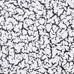  pattern black cracks on silver metal