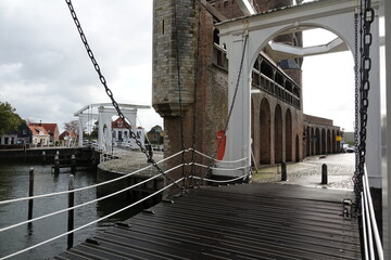 Klappbrücke und  Zuidhavenpoort in Zieriksee