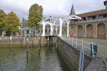 Klappbrücke und  Zuidhavenpoort in Zieriksee