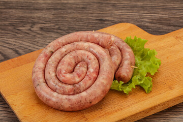 Raw sausage ring for grill