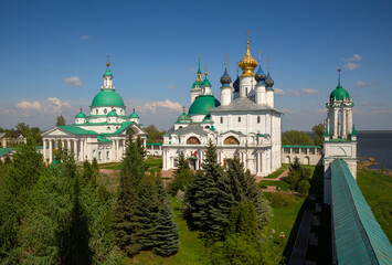 Fototapeta na wymiar Spaso-Yakovlevsky Monastery in Rostov