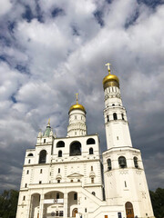 Fototapeta na wymiar Orthodox cathedrals at Kremlin Palace in Moscow, Russia