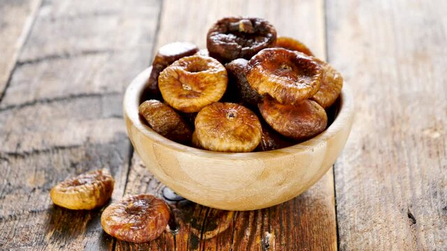 dried fruit-  dry fig