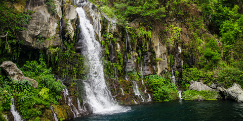 Naklejka na ściany i meble Waterfall of Bassin des Aigrettes in Saint-Gilles on Reunion Island
