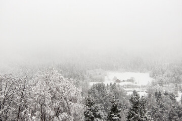 Obraz na płótnie Canvas stunningly beautiful winter view of the Norwegian nature