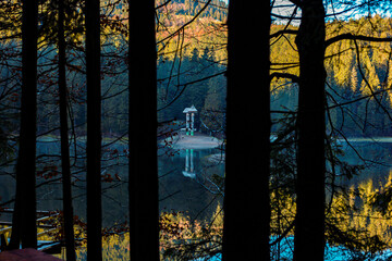 Lake Synevir Autumn in Ukraine wallpaper, screensaver, poster