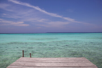 Fototapeta na wymiar beautiful tropical seascape from a wooden pier
