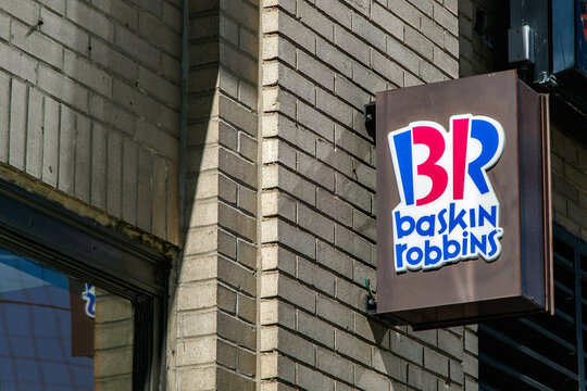Baskin Robbins sign.