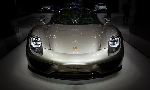 Berlin, Germany - May 23, 2016: A Picture Of The Front View Of The Porsche 918 Spyder, Captured In An Auto Shop In Berlin.