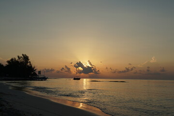 playa del carmen, mexico, quintana roo, golden hour, sunrise, sun, sea, caribbean sea, caribe, bokeh , clouds