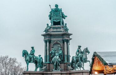 Obraz premium statue of saint stephen