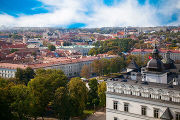 Fototapeta na wymiar Beautiful view of the Old town in Vilnius