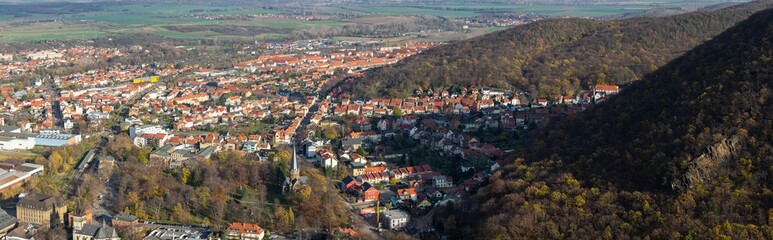 Obraz premium Thale von Oben / Panorama