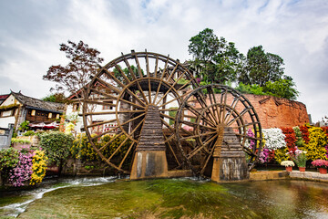 Big waterwheel in Dayan Ancient Town, Lijiang, Yunnan