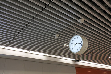 Clocks and watches for metro stations