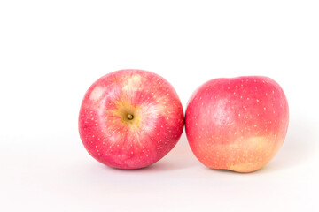Fototapeta na wymiar Pink apple isolate on white background, Fresh Fuji apple, healthy diet food