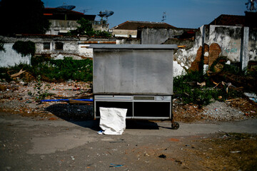 old abandoned cart of hawker street food