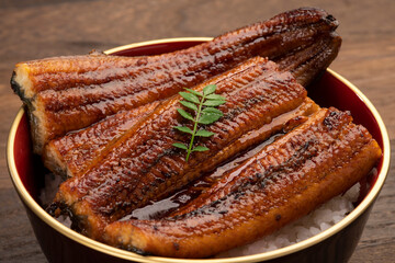 鰻丼（うな丼）土用の丑の日