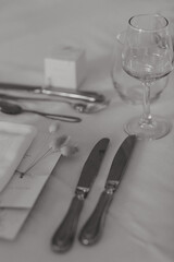 Table dressée pour la réception 