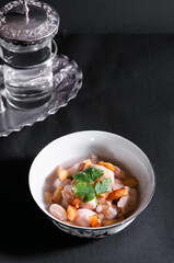 Braised chicken stew with fried potatoes