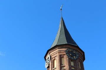 Fototapeta na wymiar church steeple with clock