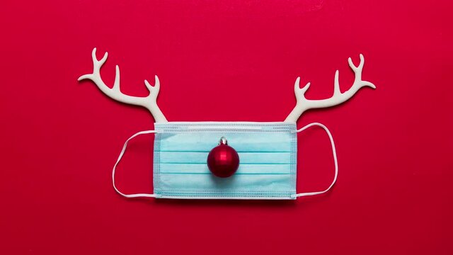 Festive christmas reindeer animation made from face mask and decorations