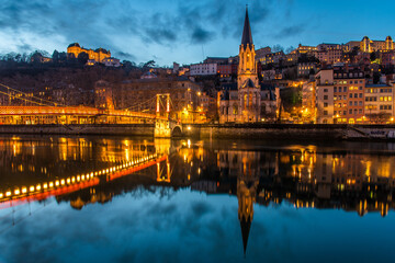 Lyon zu blauer Stunde