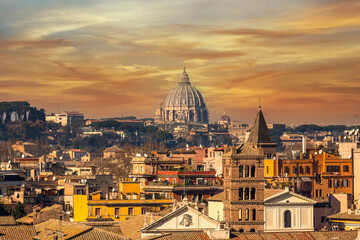 Fototapeta na wymiar Sunset in Rome of the old architectures buildings, with a nice view over the old town