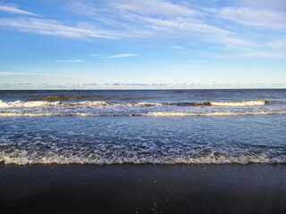 View of the seascape on Wyspa Sobieszewsk in Gdansk, Poland on a clear sky background © Marianna Jaszczuk/Wirestock