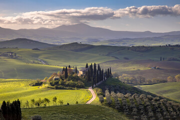 Fototapeta premium Tuscan countryside San Quirico