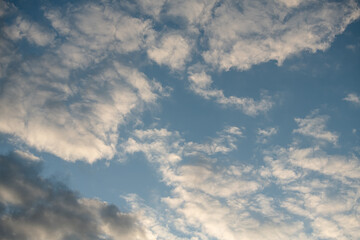 Fototapeta na wymiar Nice summer evening sky landscape with clouds